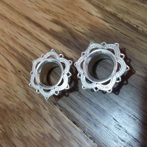 1/2 inch metal tunnels